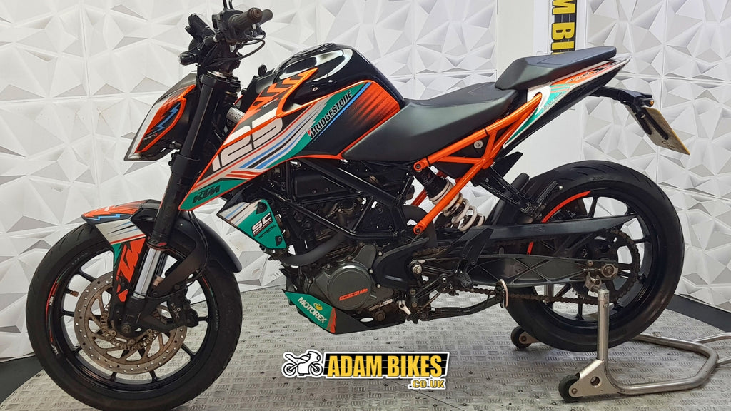 2020 KTM DUKE 125 ABS