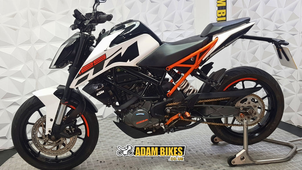2020 ktm duke 125 ABS