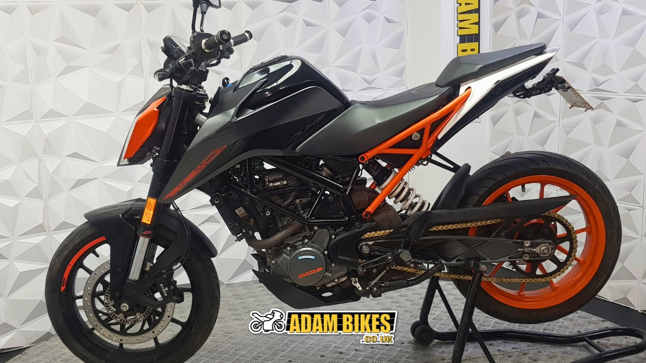 2020 KTM DUKE 125 ABS