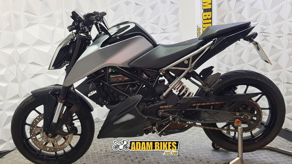 2019 KTM DUKE 125 ABS