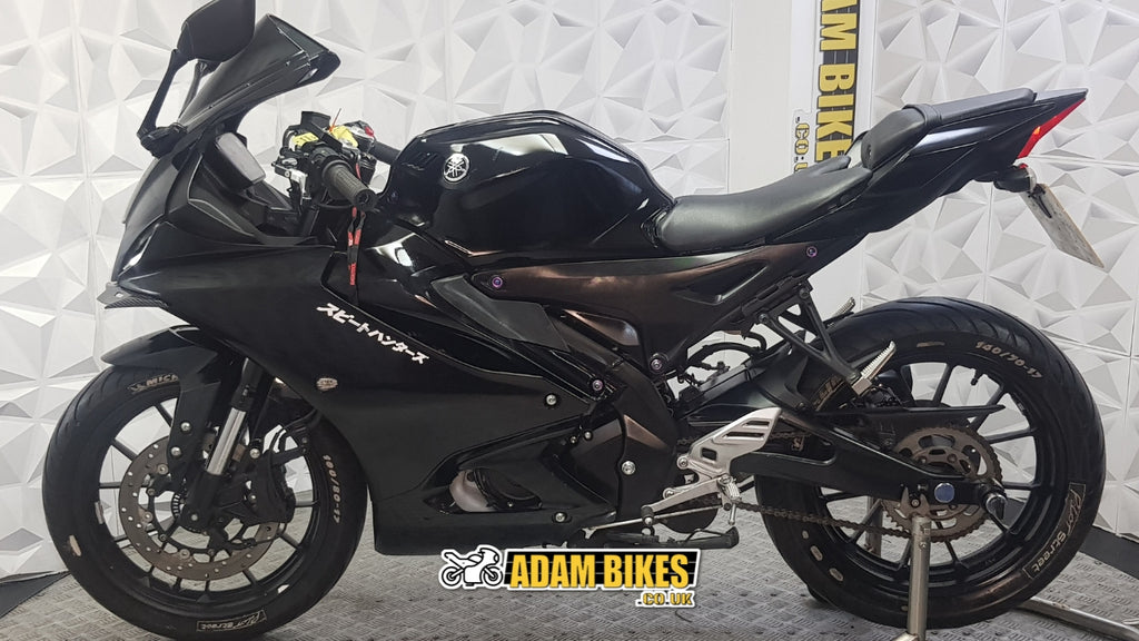 2025 YAMAHA YZF R125 ABS