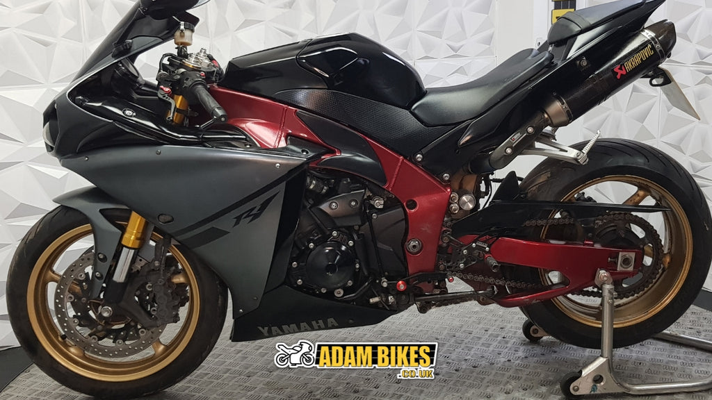 2011 Yamaha YZF R1