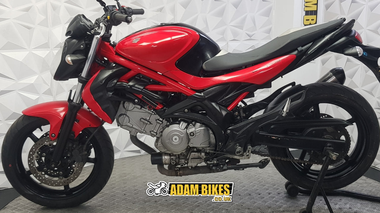 2011 SUZUKI GLADIUS 650