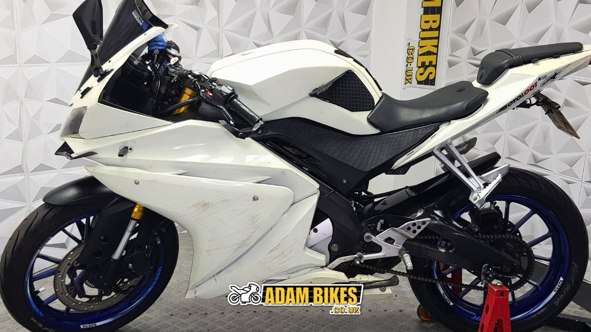 2016 YAMAHA R125 ABS