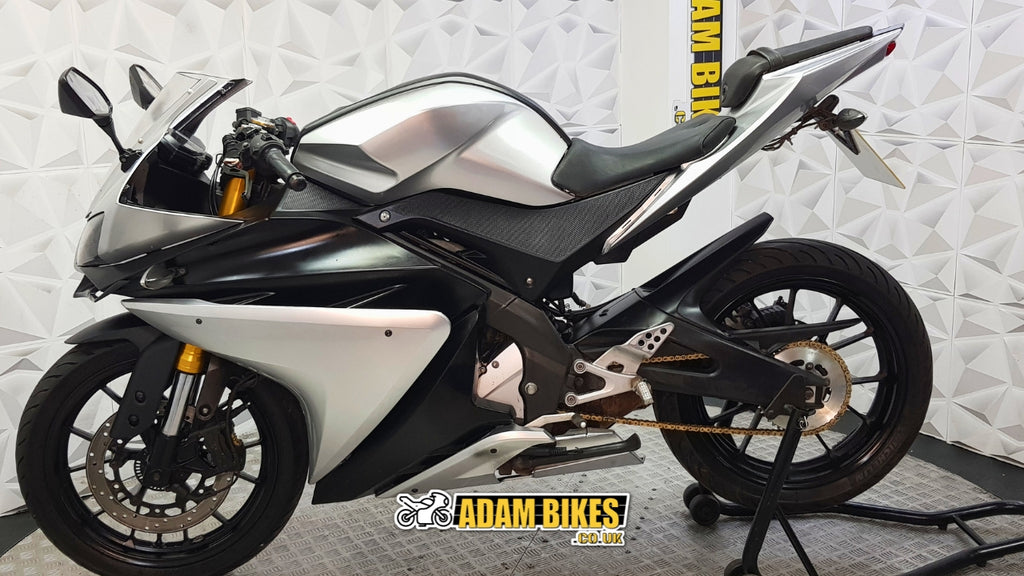 2018 YAMAHA YZF R125 ABS