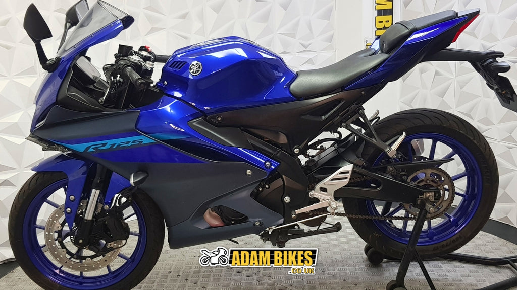 2024 YAMAHA YZF R125 ABS