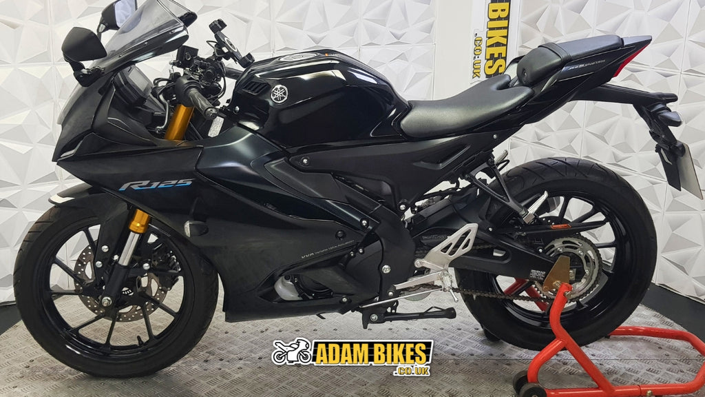 2025 YAMAHA YZF-R 125 ABS