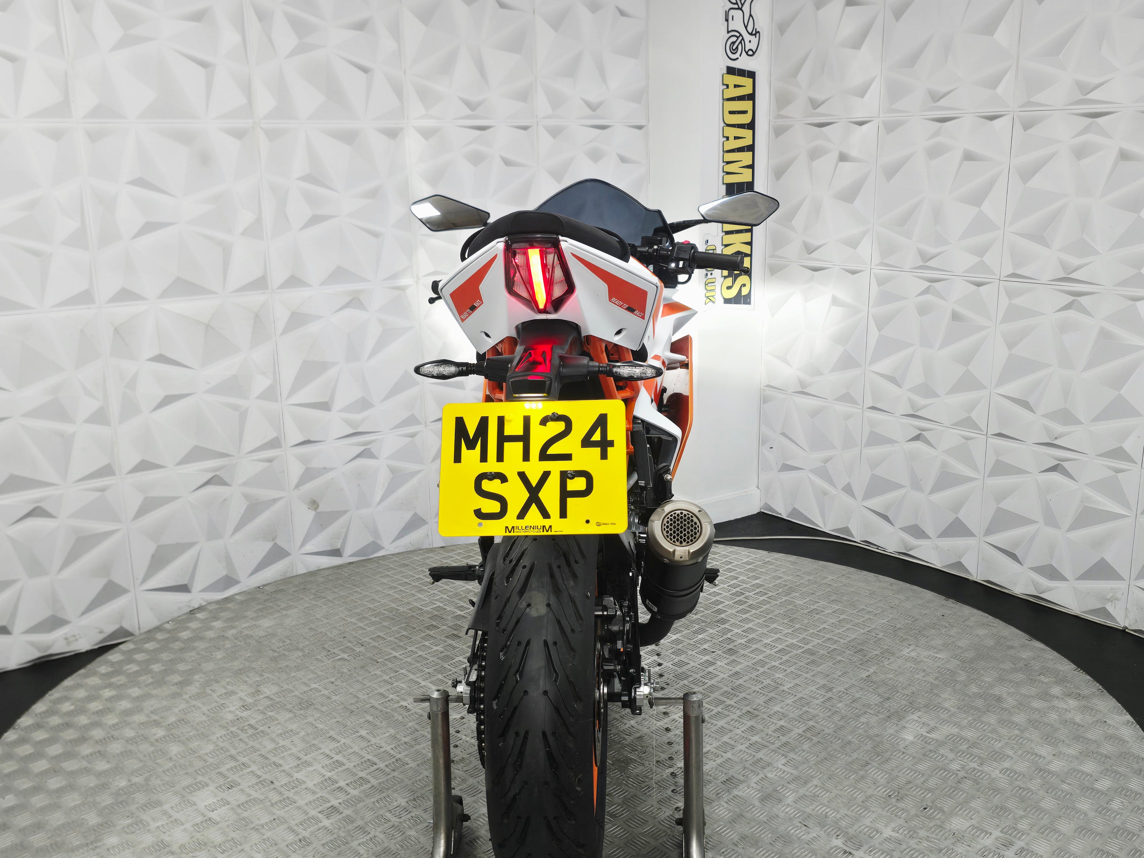 2024 KTM RC125