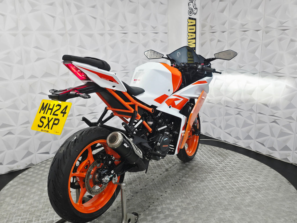 2024 KTM RC125