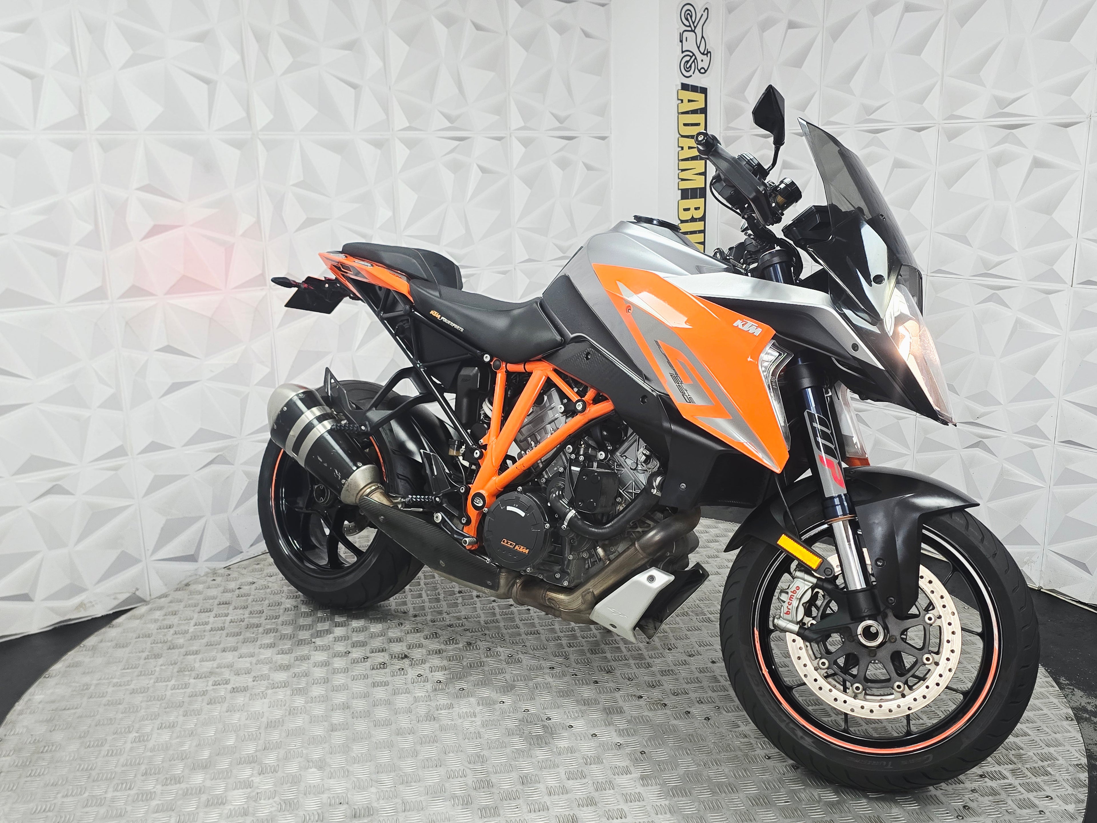 2017 KTM Superduke 1290