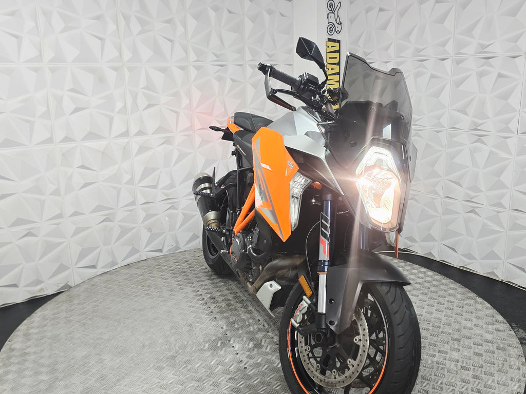 2017 KTM Superduke 1290