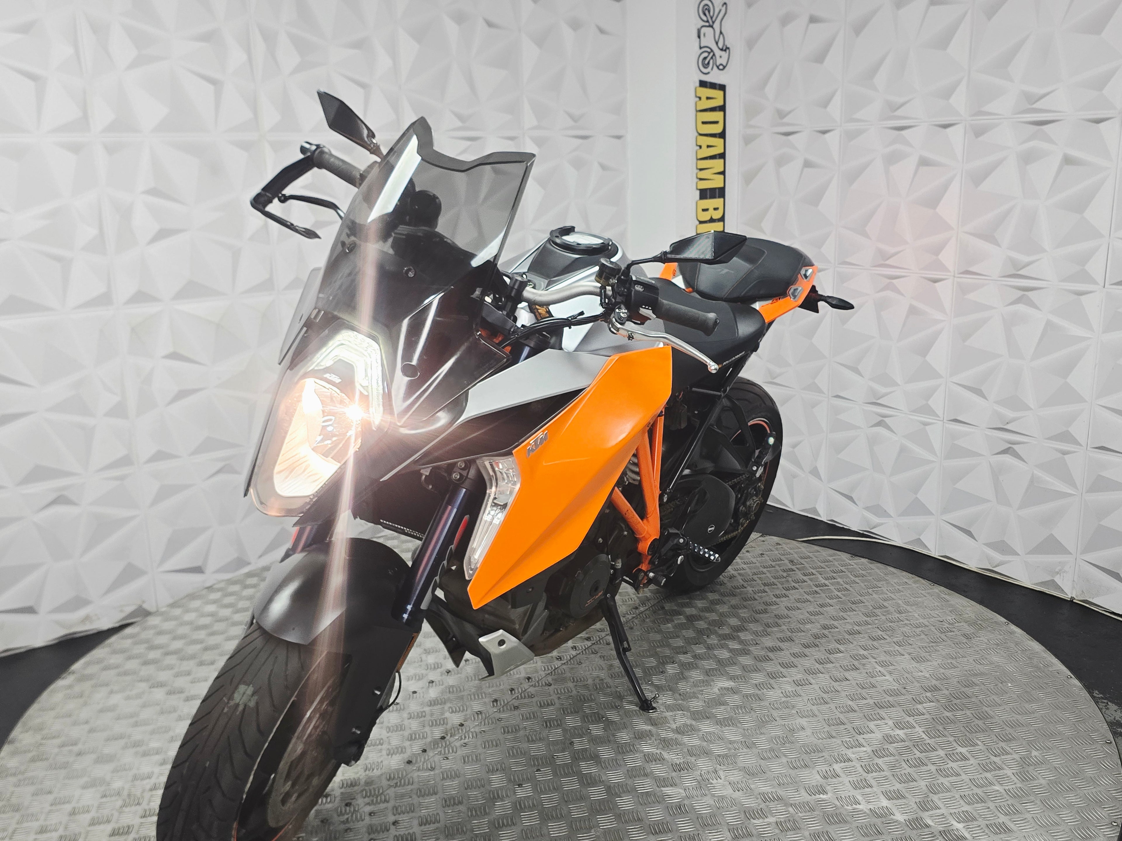 2017 KTM Superduke 1290