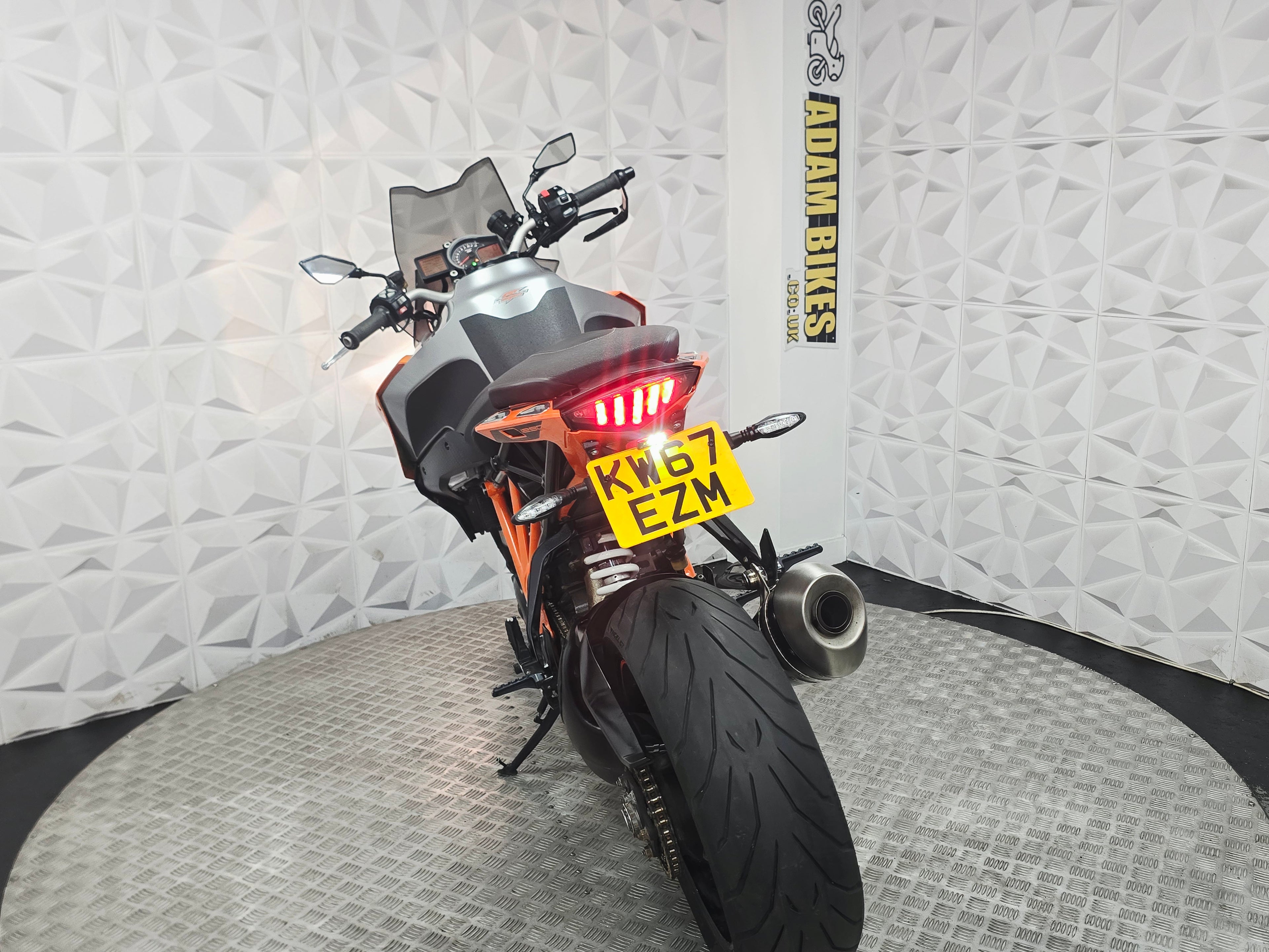 2017 KTM Superduke 1290