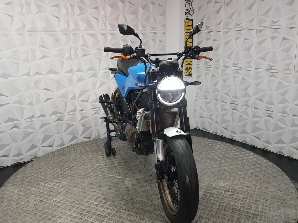 2019 Husqvarna Svartpilen 125