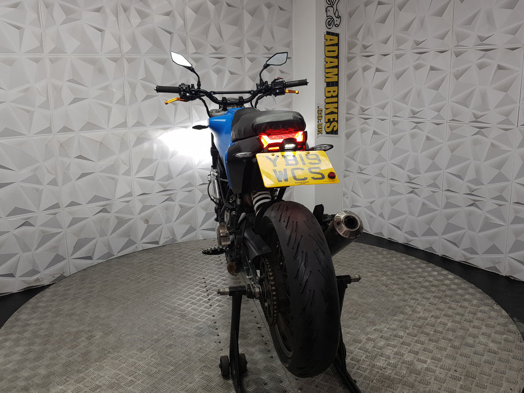 2019 Husqvarna Svartpilen 125