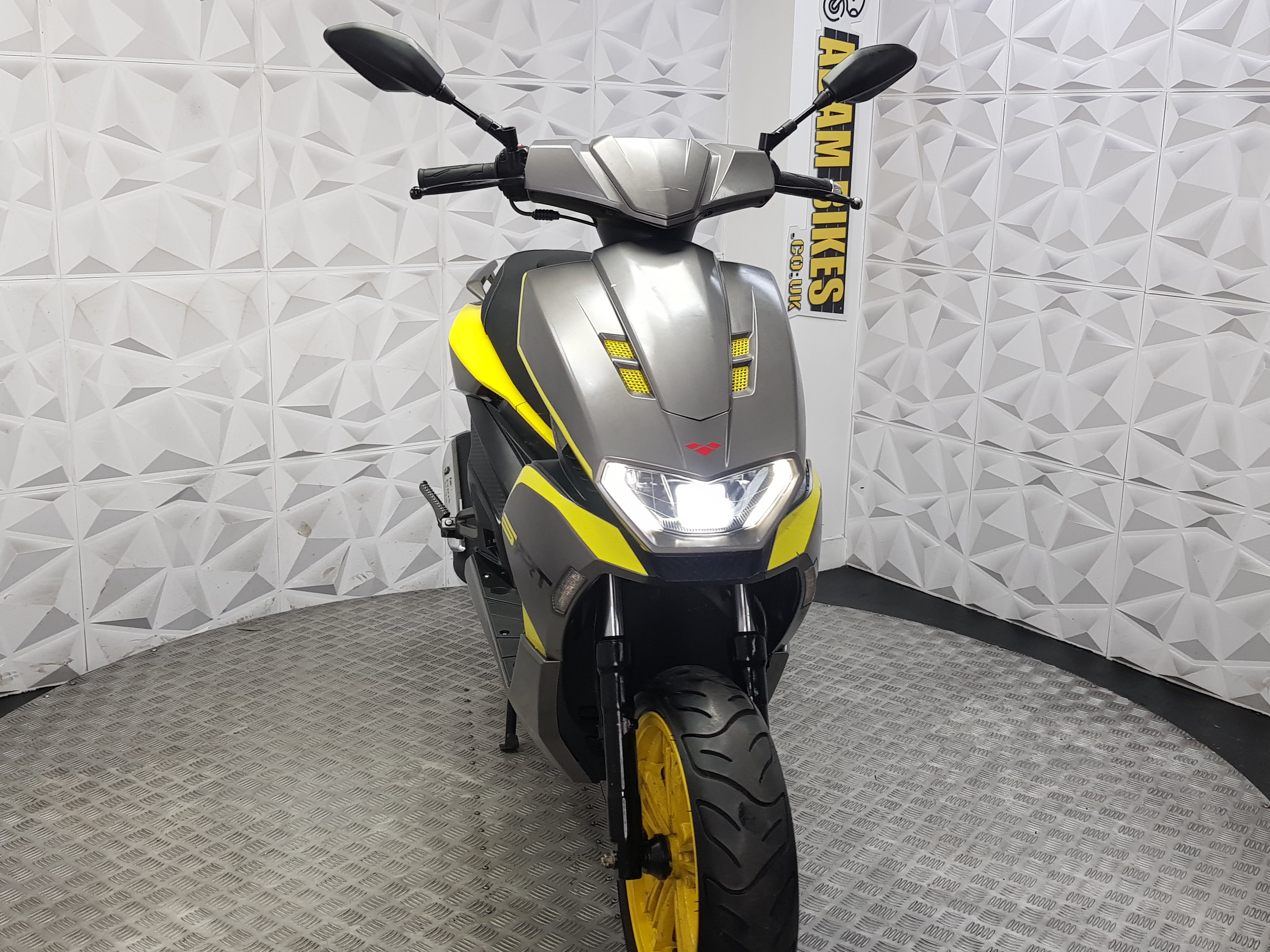 2024 Lexmoto SRT 125