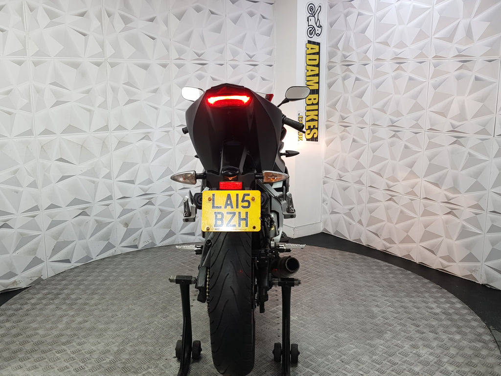 2015 Yamaha YZF-R125
