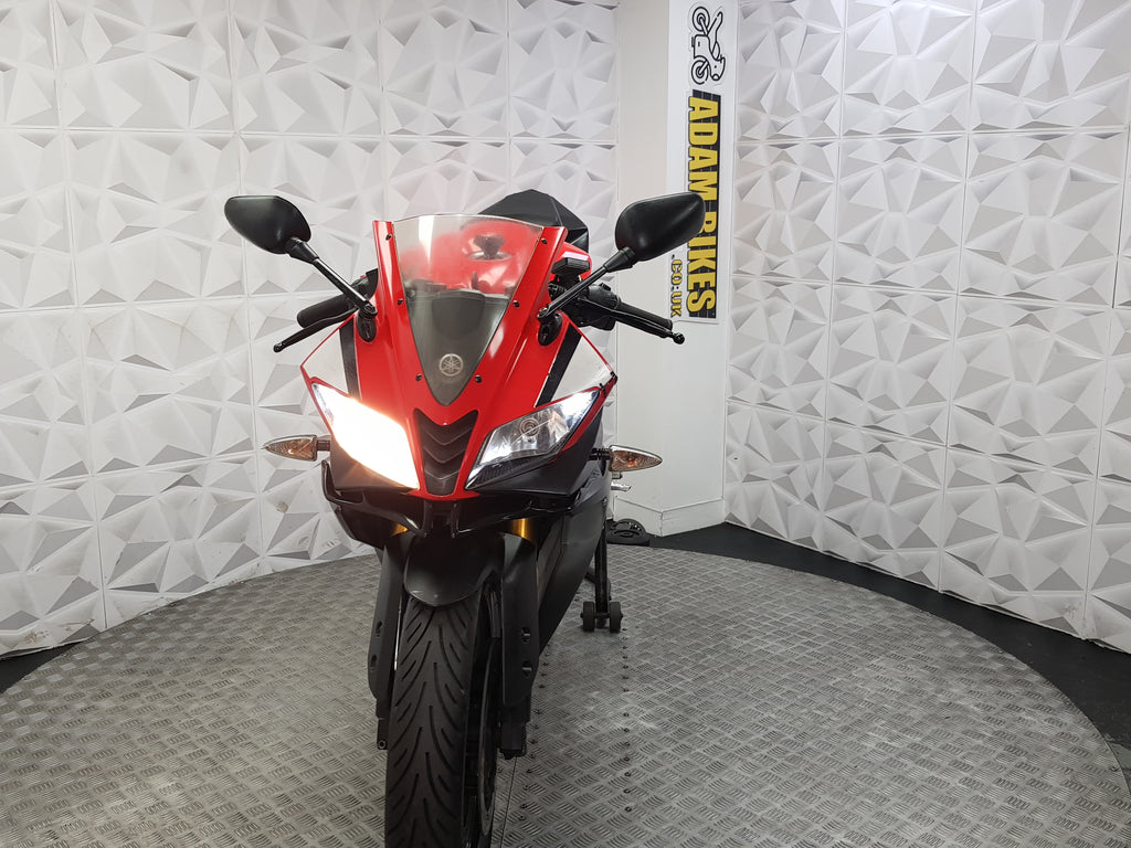 2015 Yamaha YZF-R125
