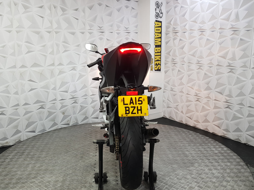2015 Yamaha YZF-R125