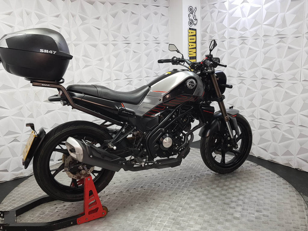 2023 Benelli Leoncino 125