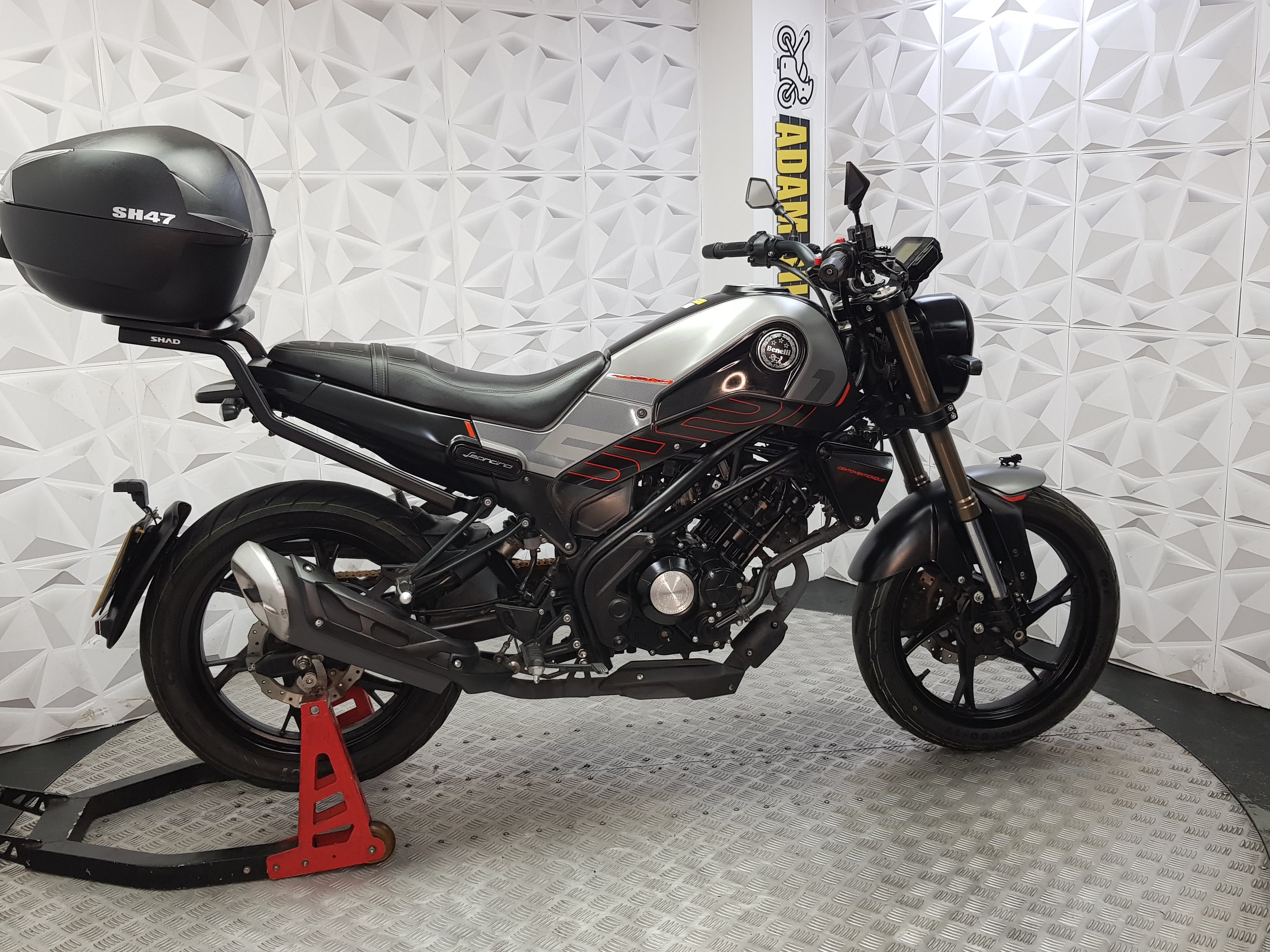 2023 Benelli Leoncino 125
