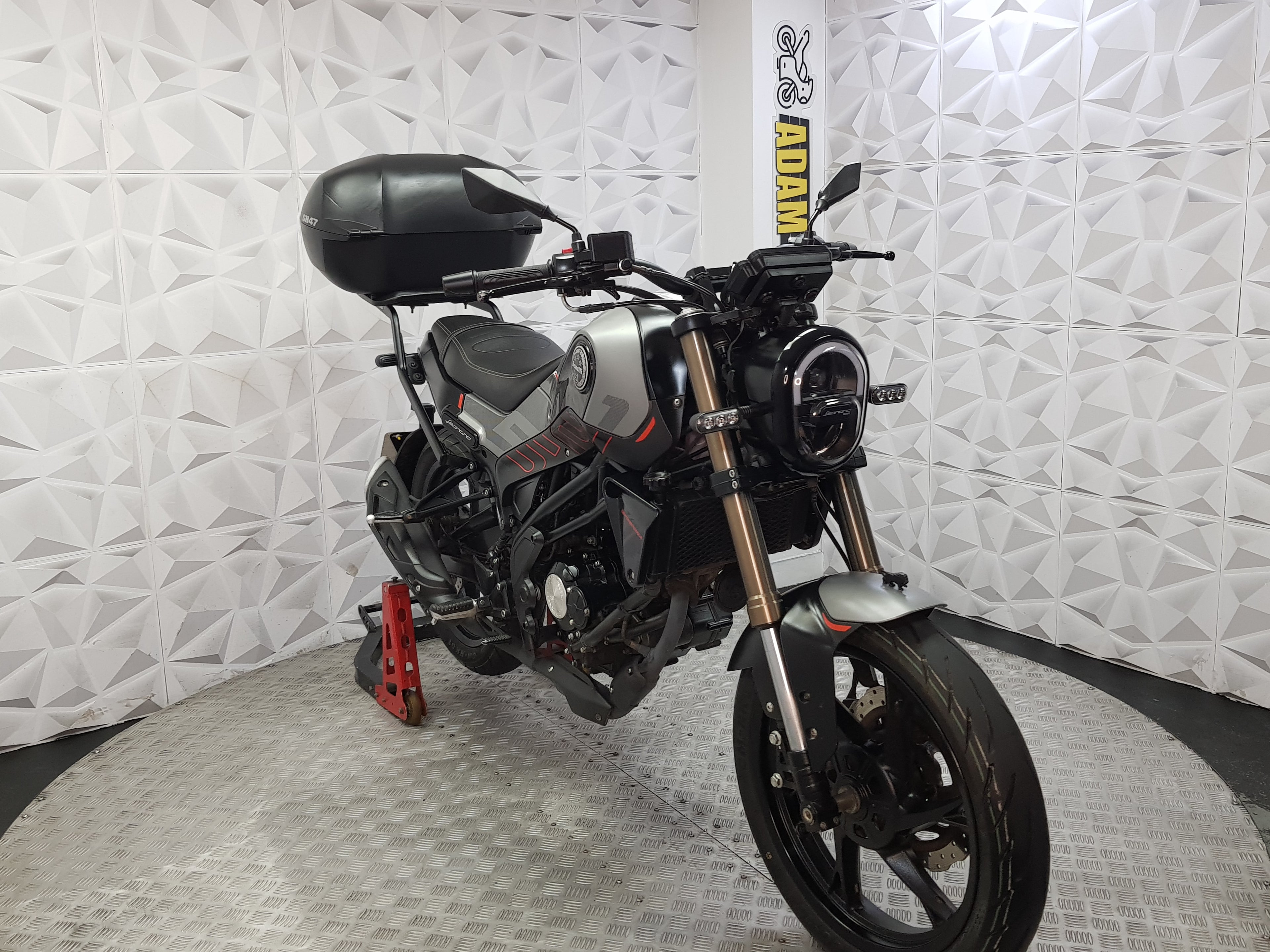 2023 Benelli Leoncino 125