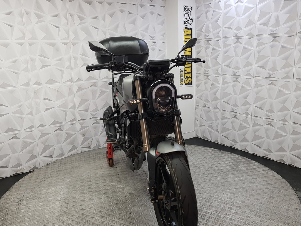 2023 Benelli Leoncino 125