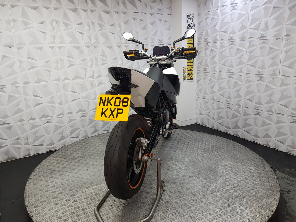 2008 KTM Duke 690