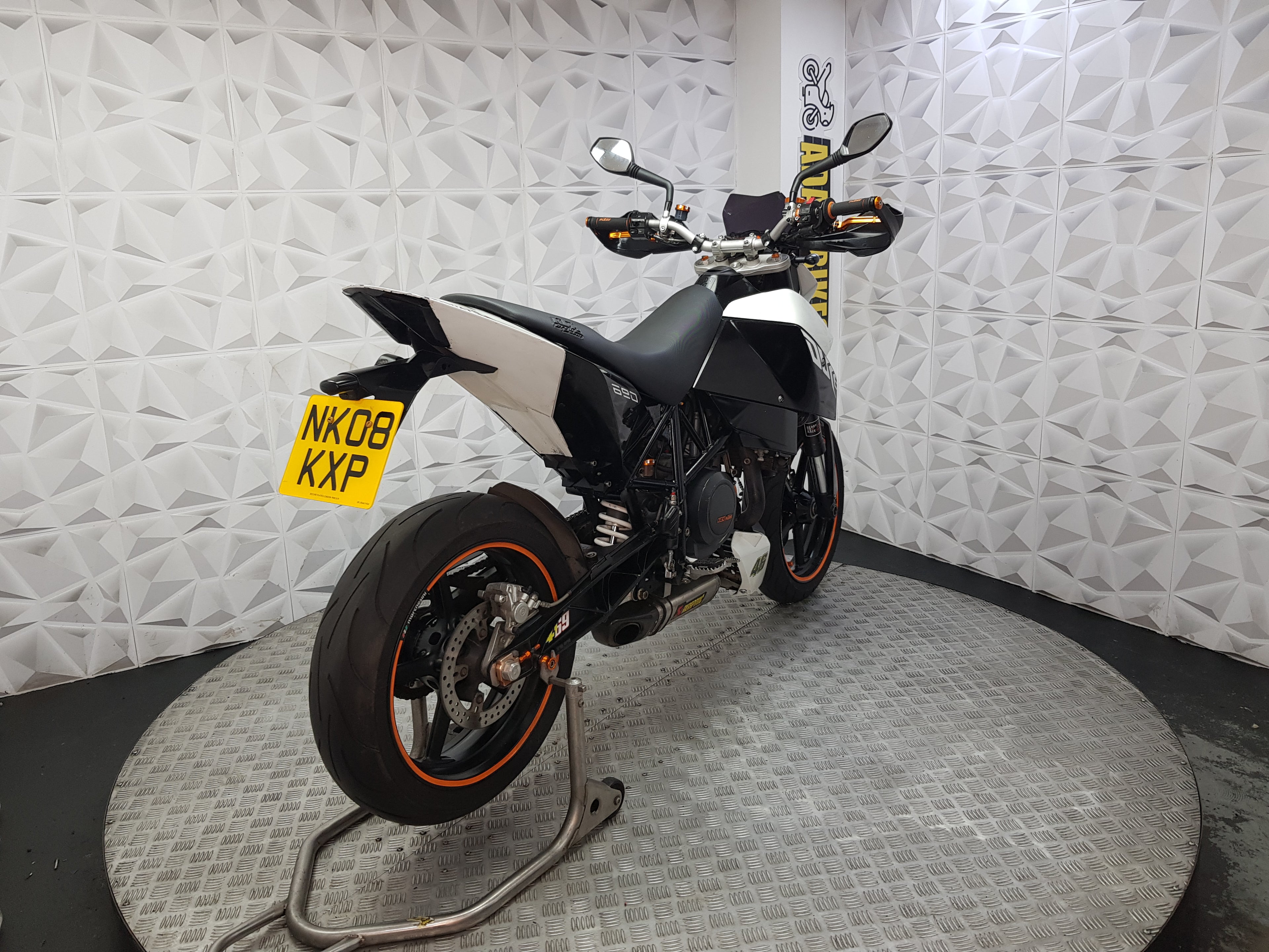 2008 KTM Duke 690