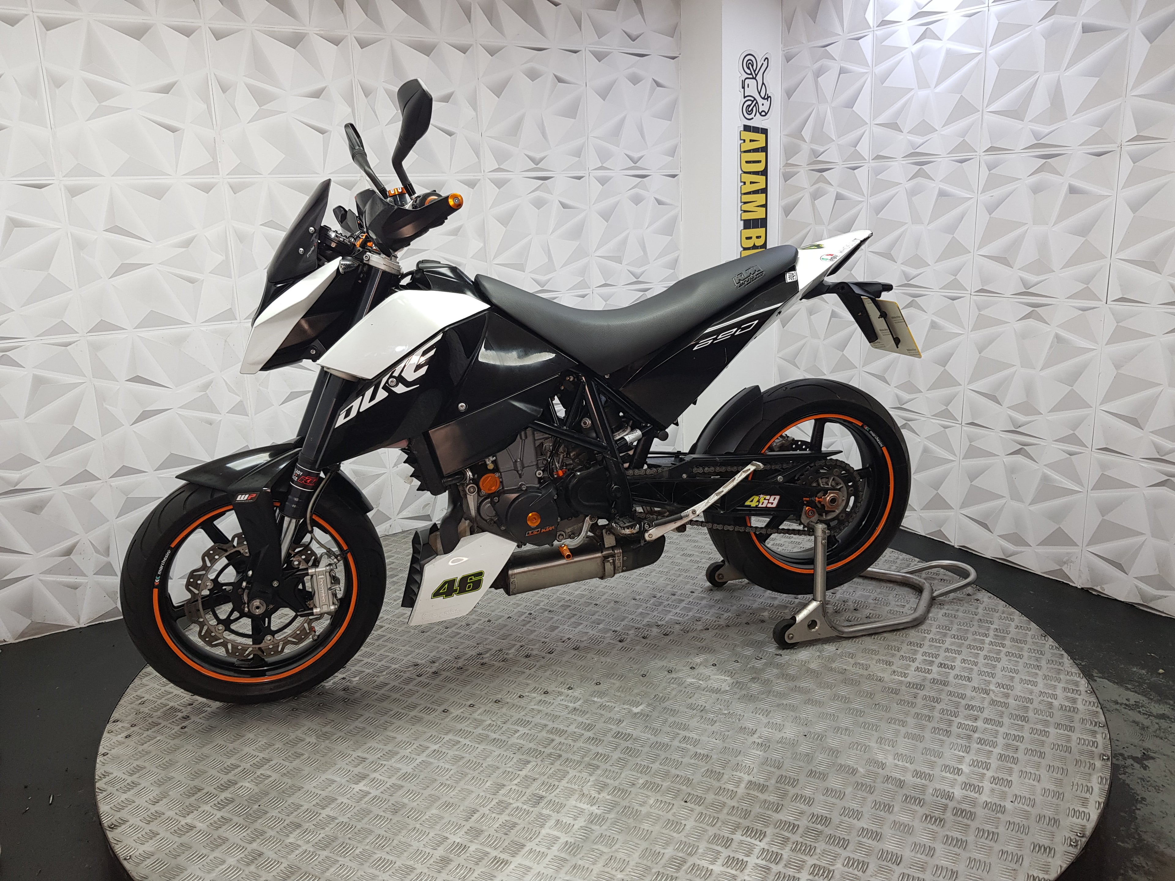 2008 KTM Duke 690