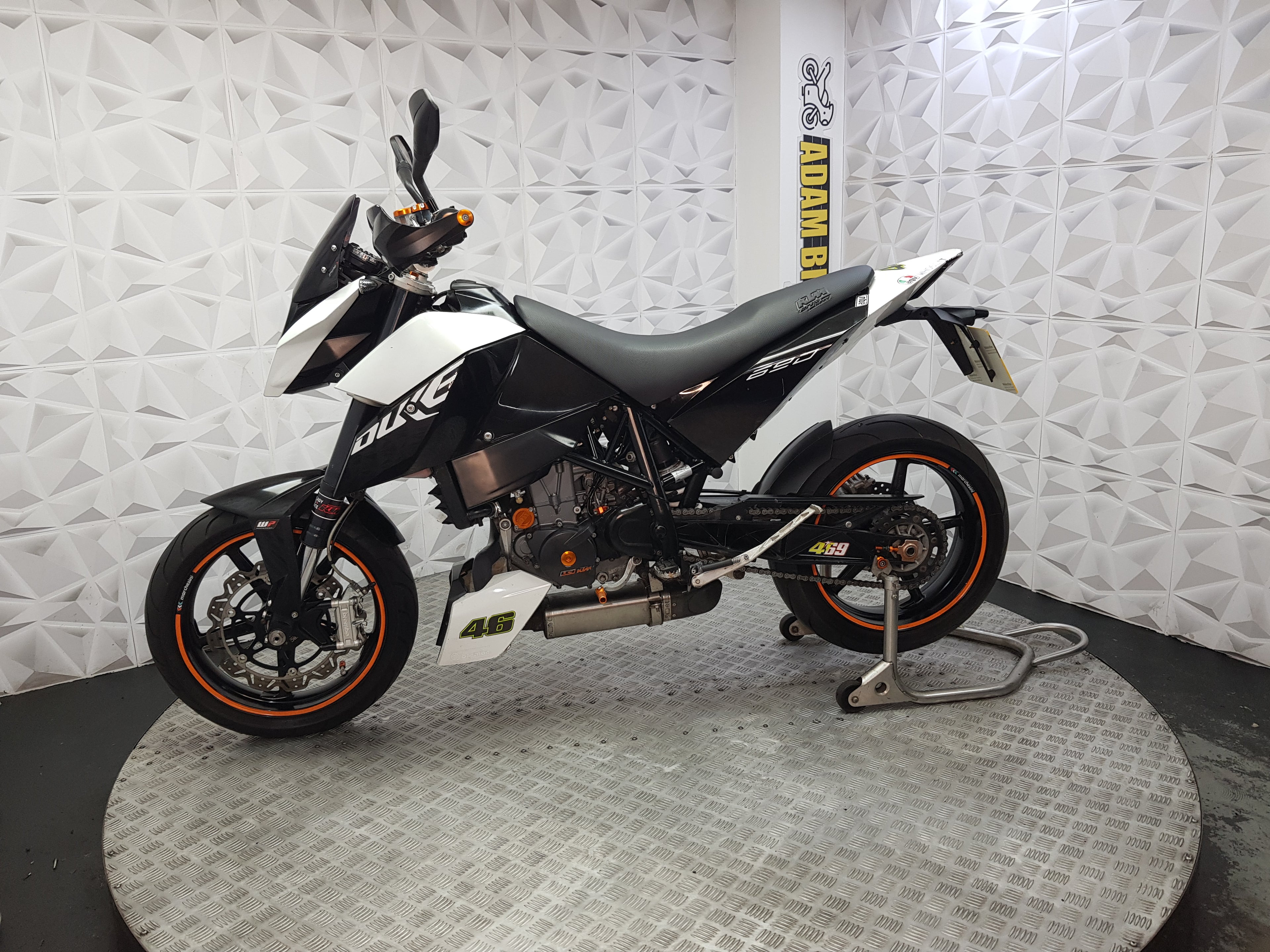 2008 KTM Duke 690