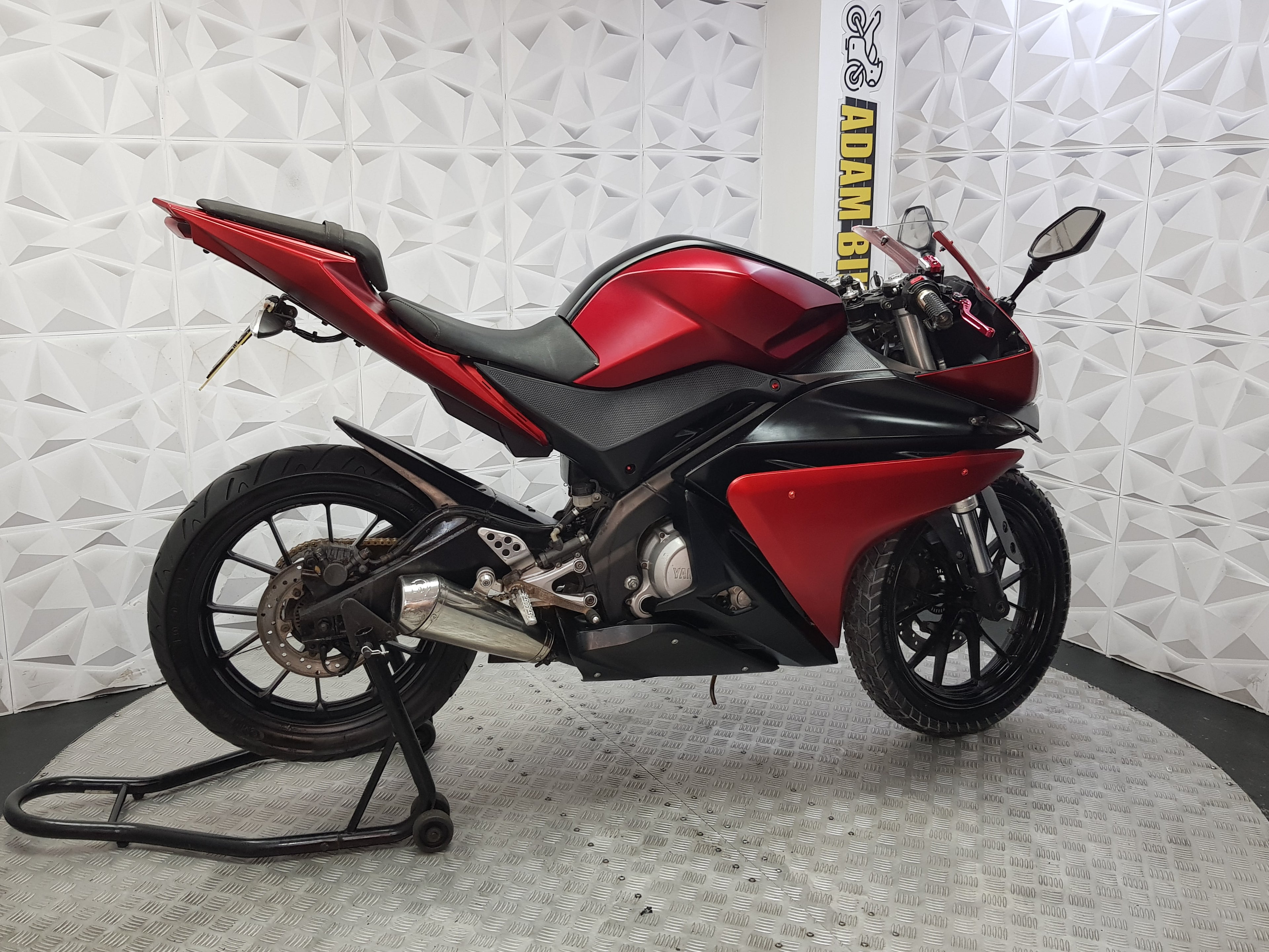 2015 Yamaha YZF-R125
