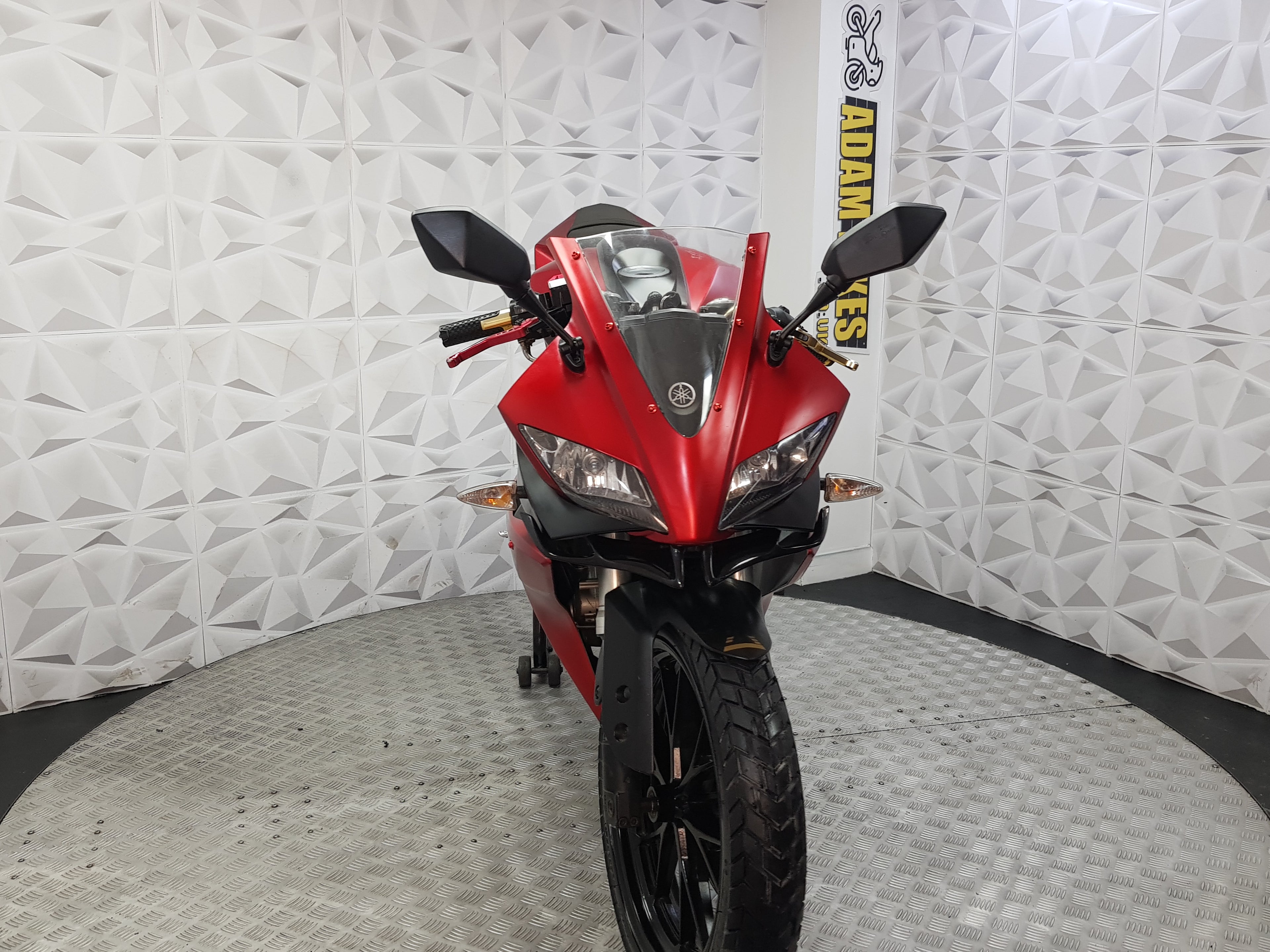 2015 Yamaha YZF-R125