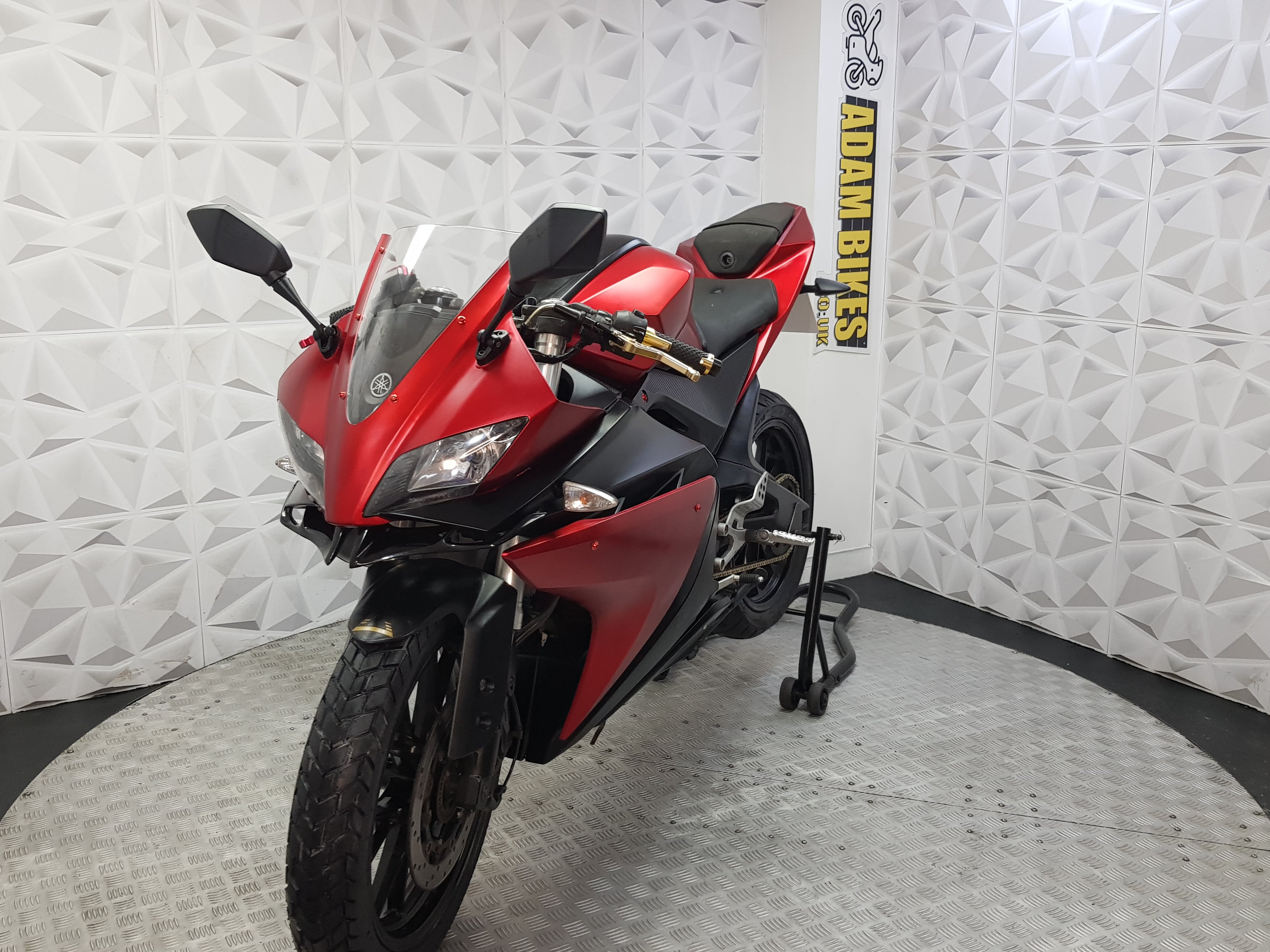 2015 Yamaha YZF-R125