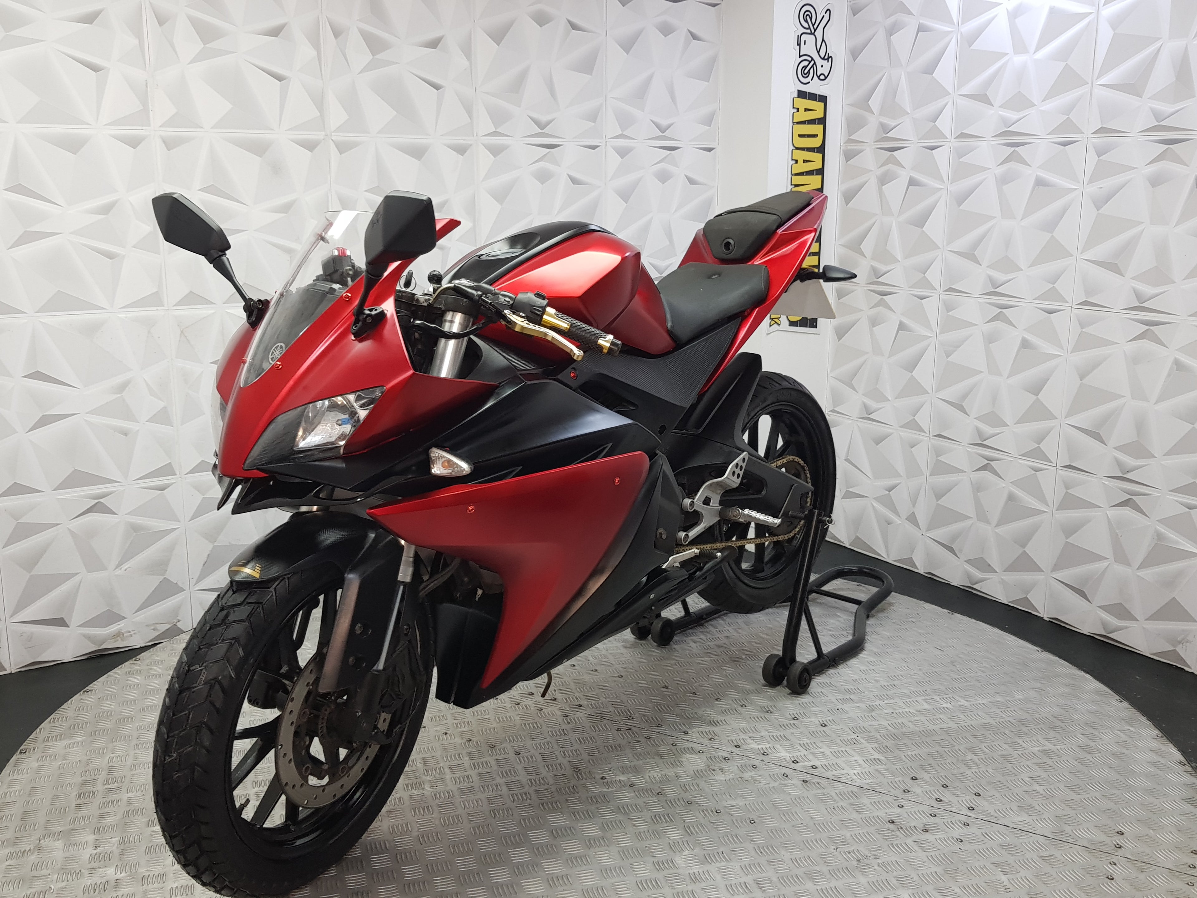 2015 Yamaha YZF-R125