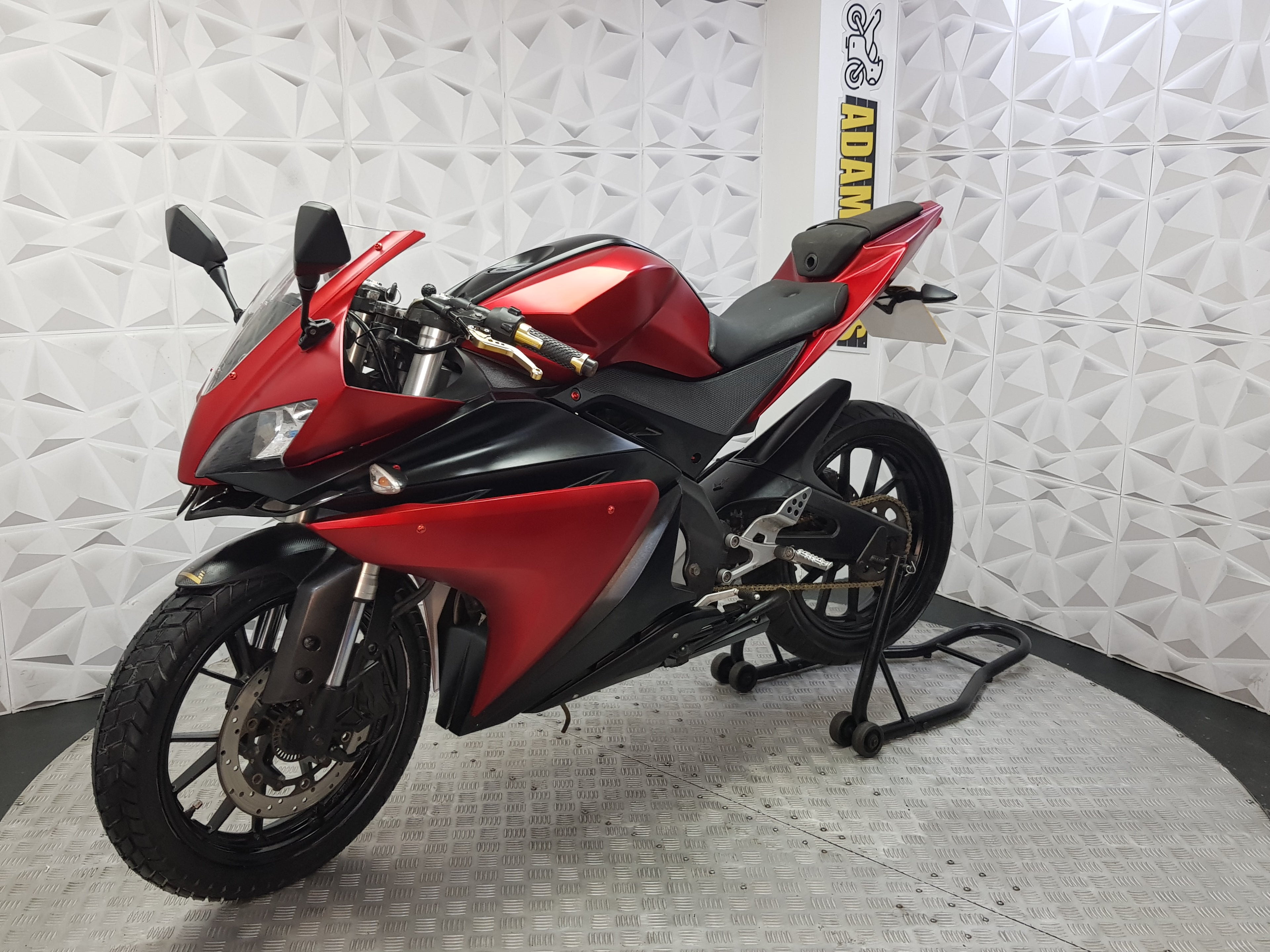 2015 Yamaha YZF-R125