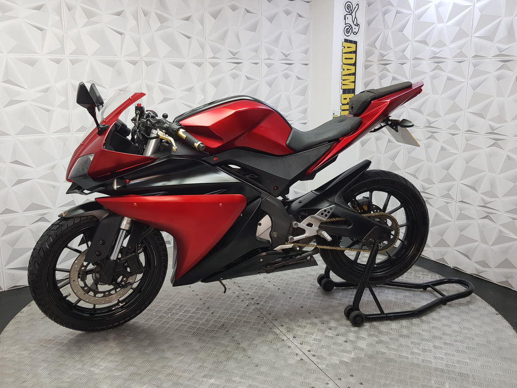 2015 Yamaha YZF-R125