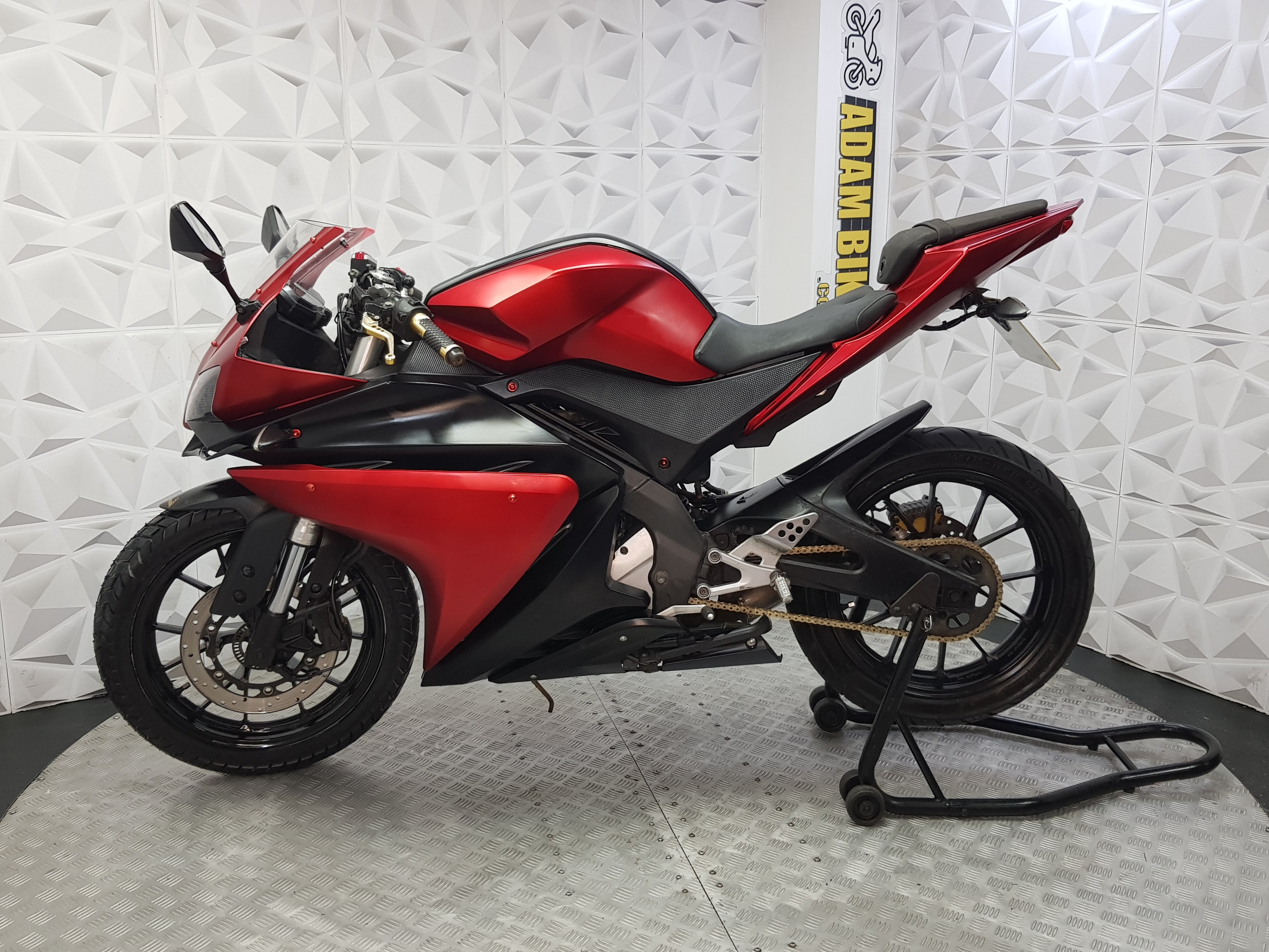2015 Yamaha YZF-R125