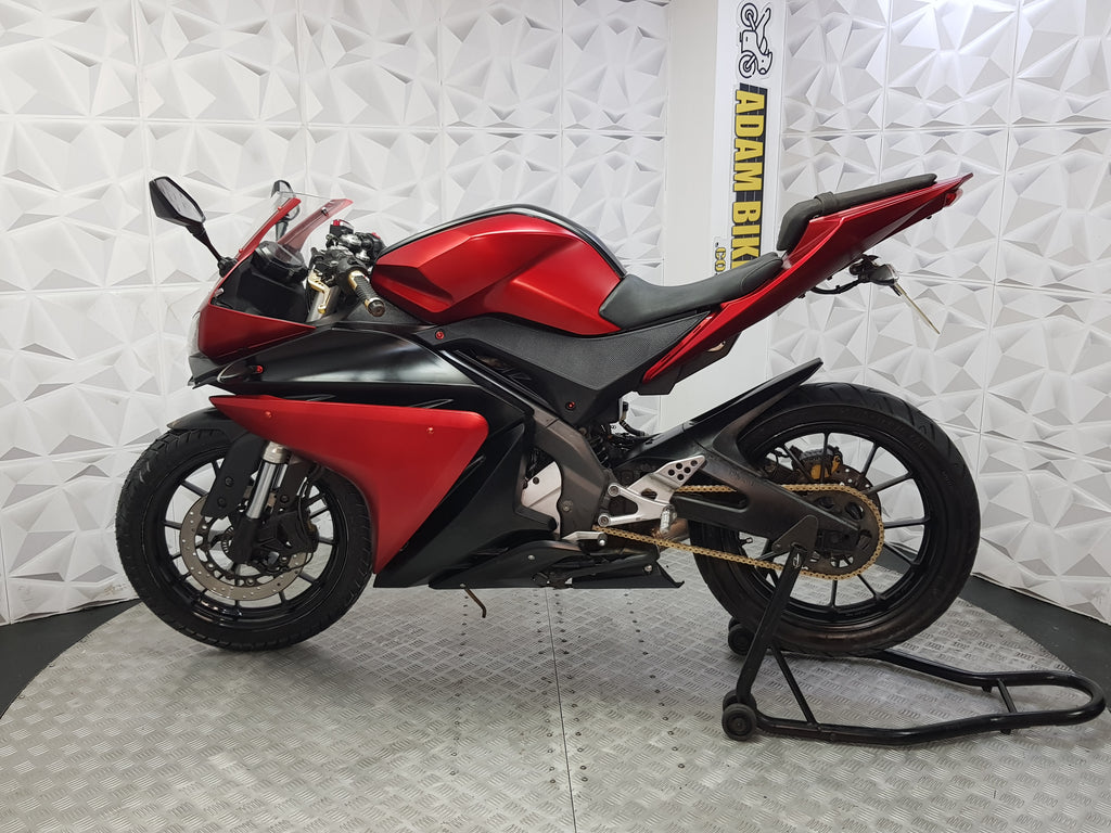 2015 Yamaha YZF-R125