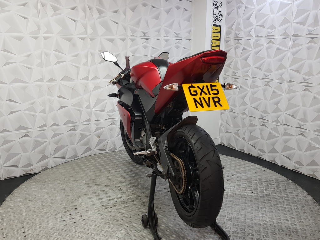 2015 Yamaha YZF-R125