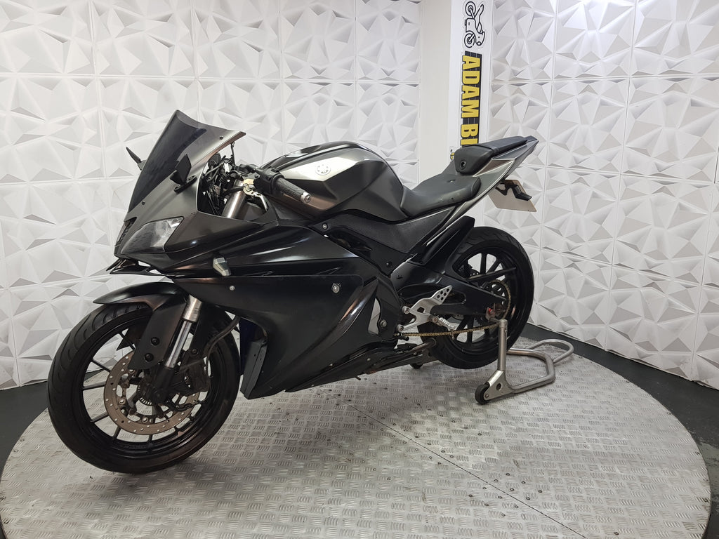 2015 Yamaha YZF-R125