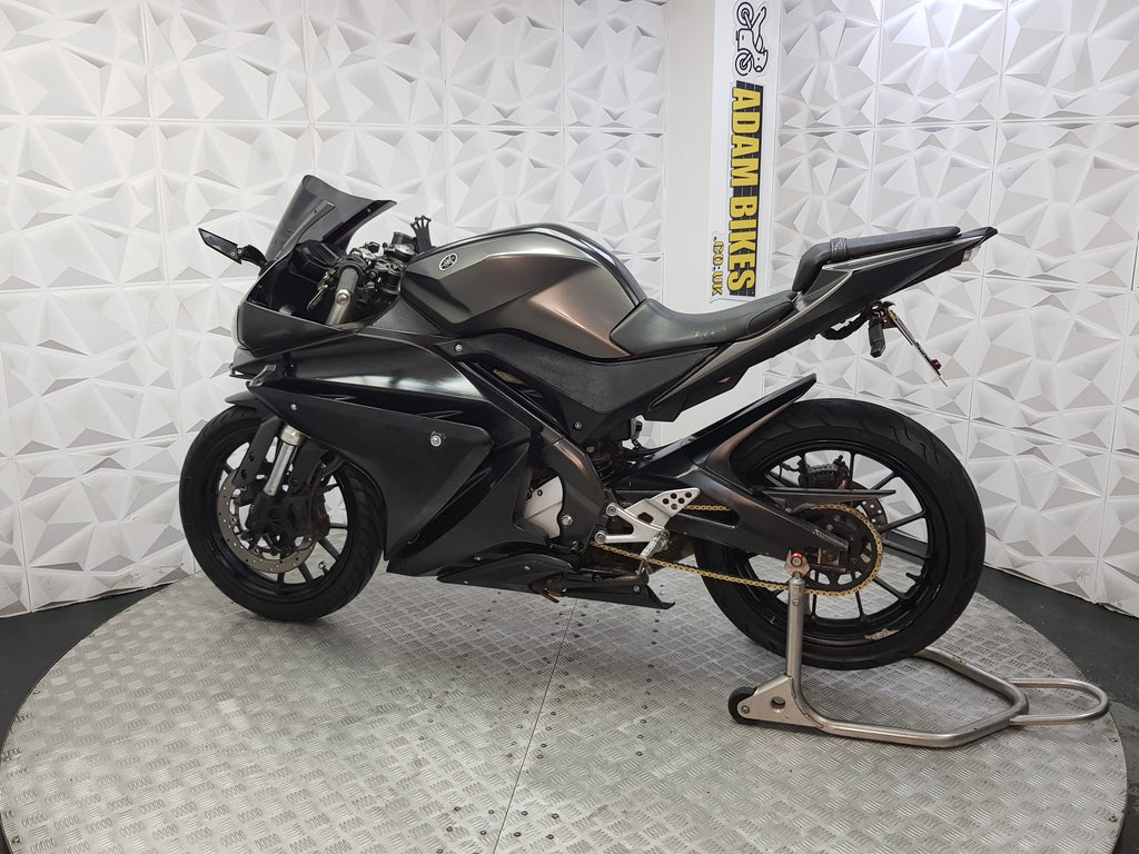 2015 Yamaha YZF-R125