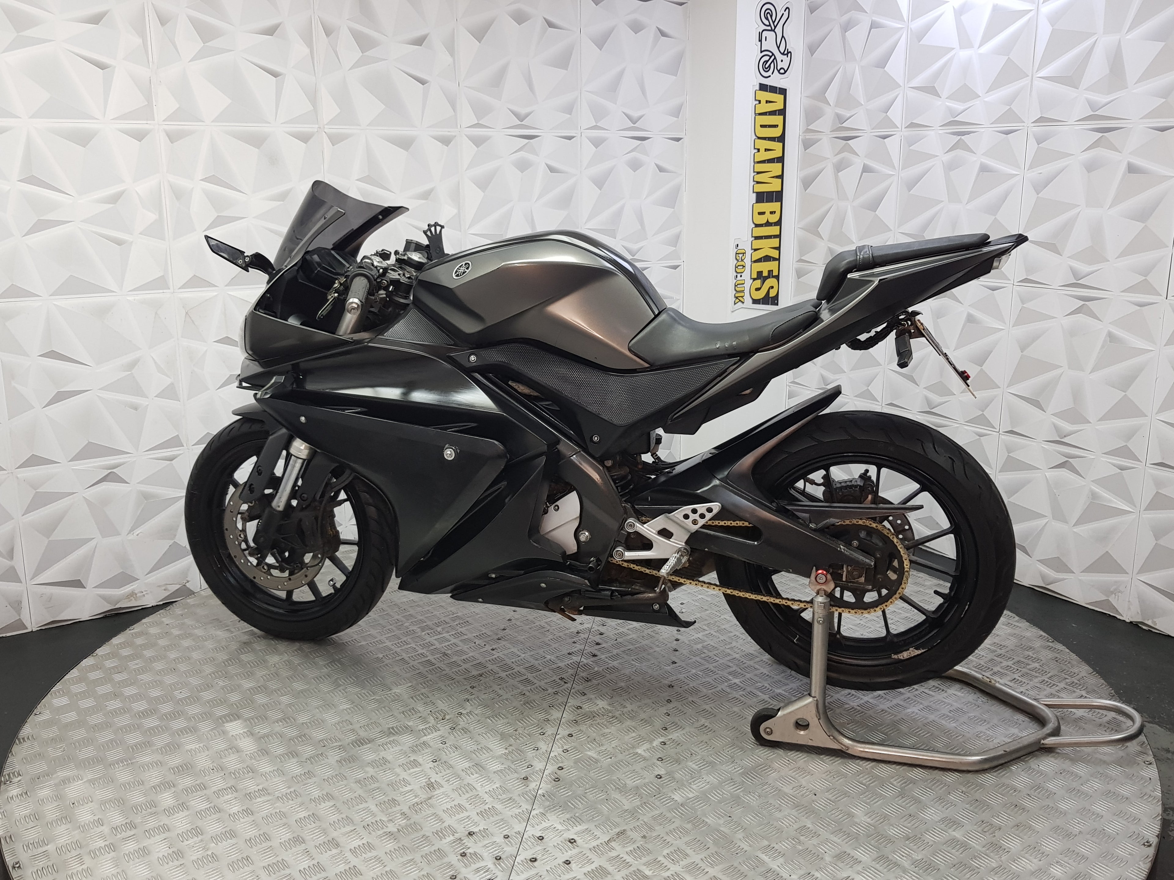 2015 Yamaha YZF-R125