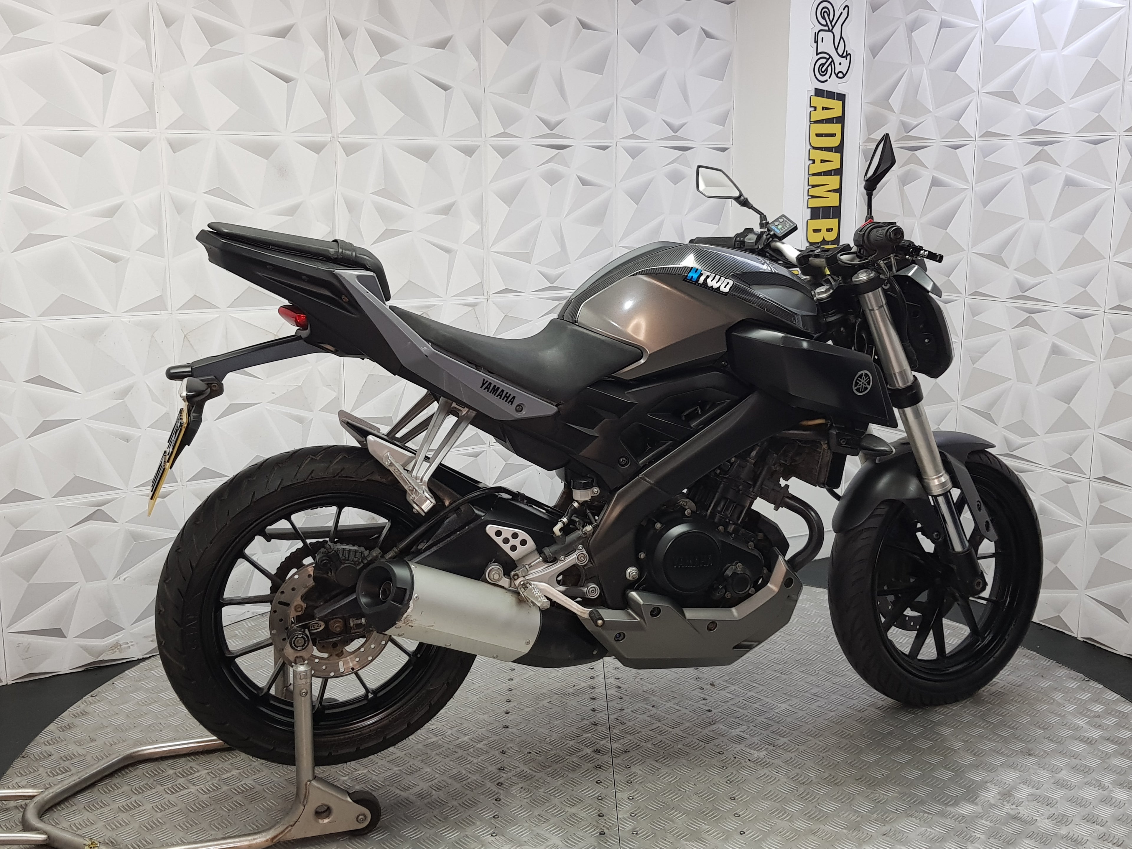 2014 Yamaha MT125