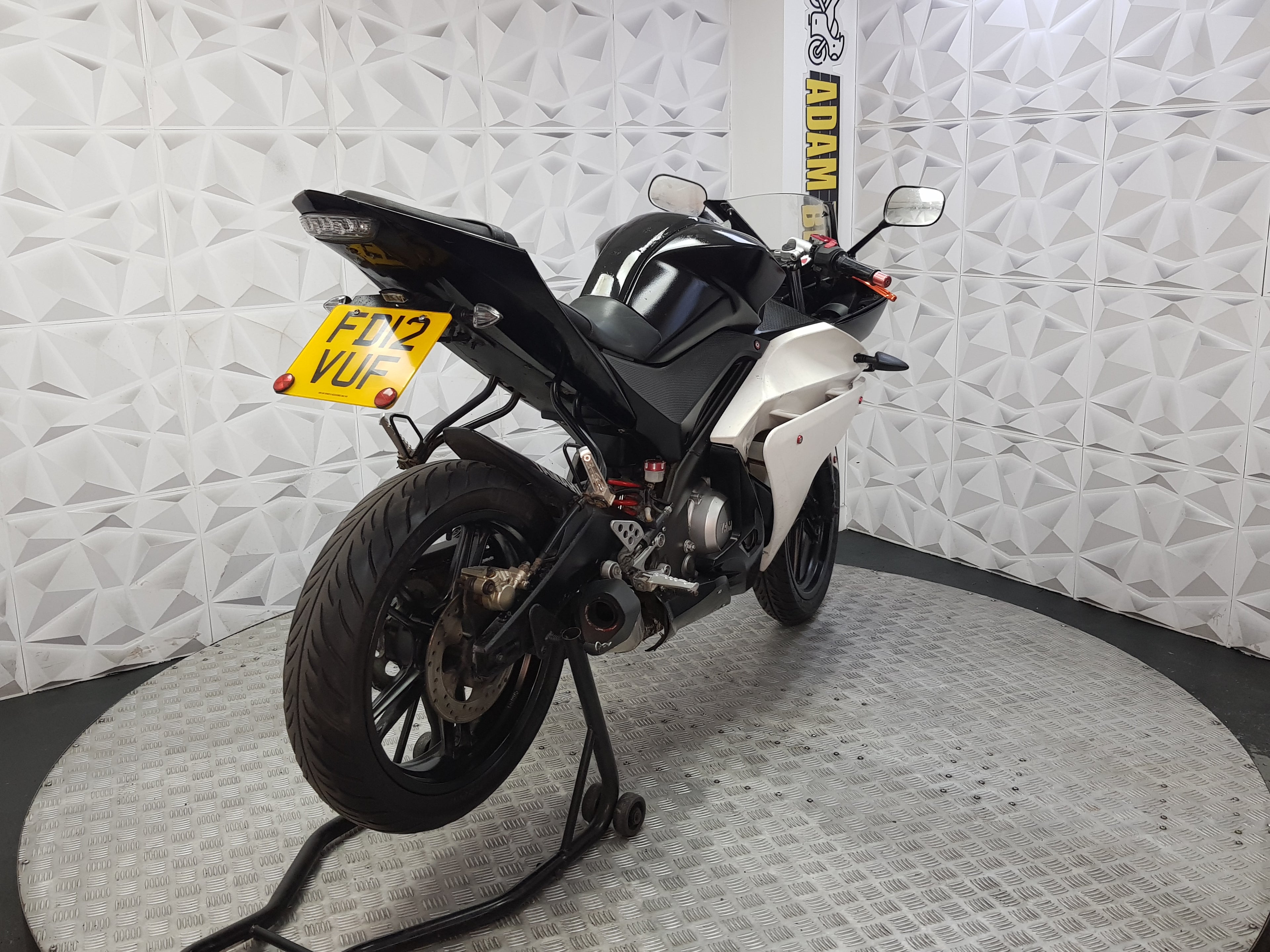 2012 Yamaha YZF-R125