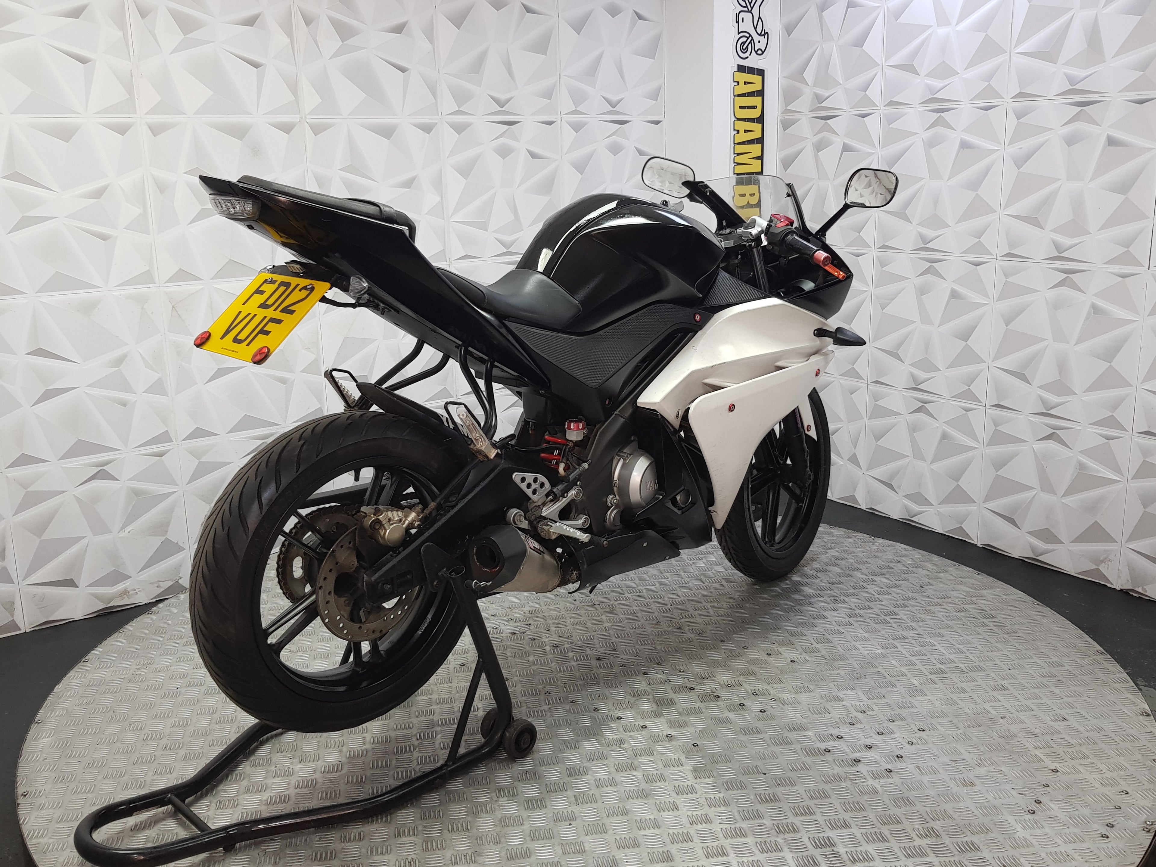 2012 Yamaha YZF-R125