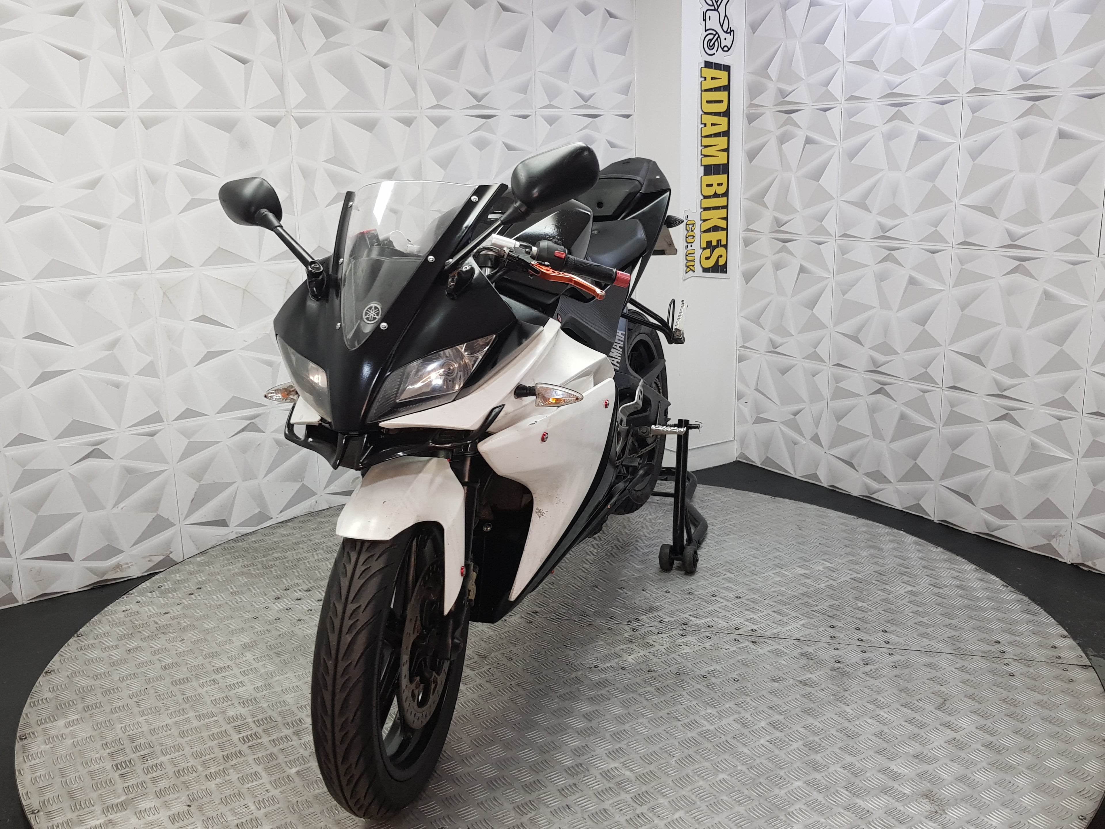2012 Yamaha YZF-R125