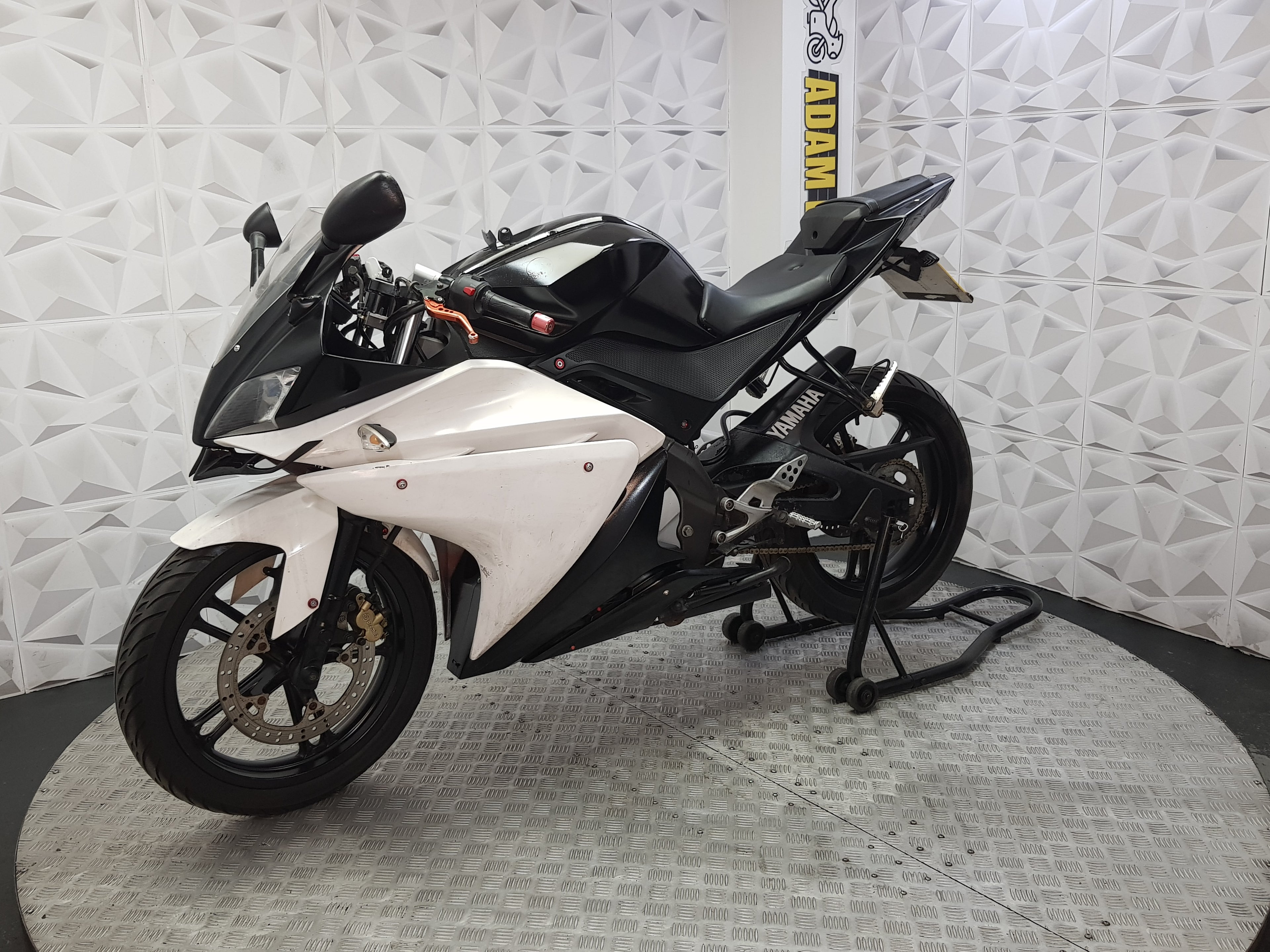 2012 Yamaha YZF-R125