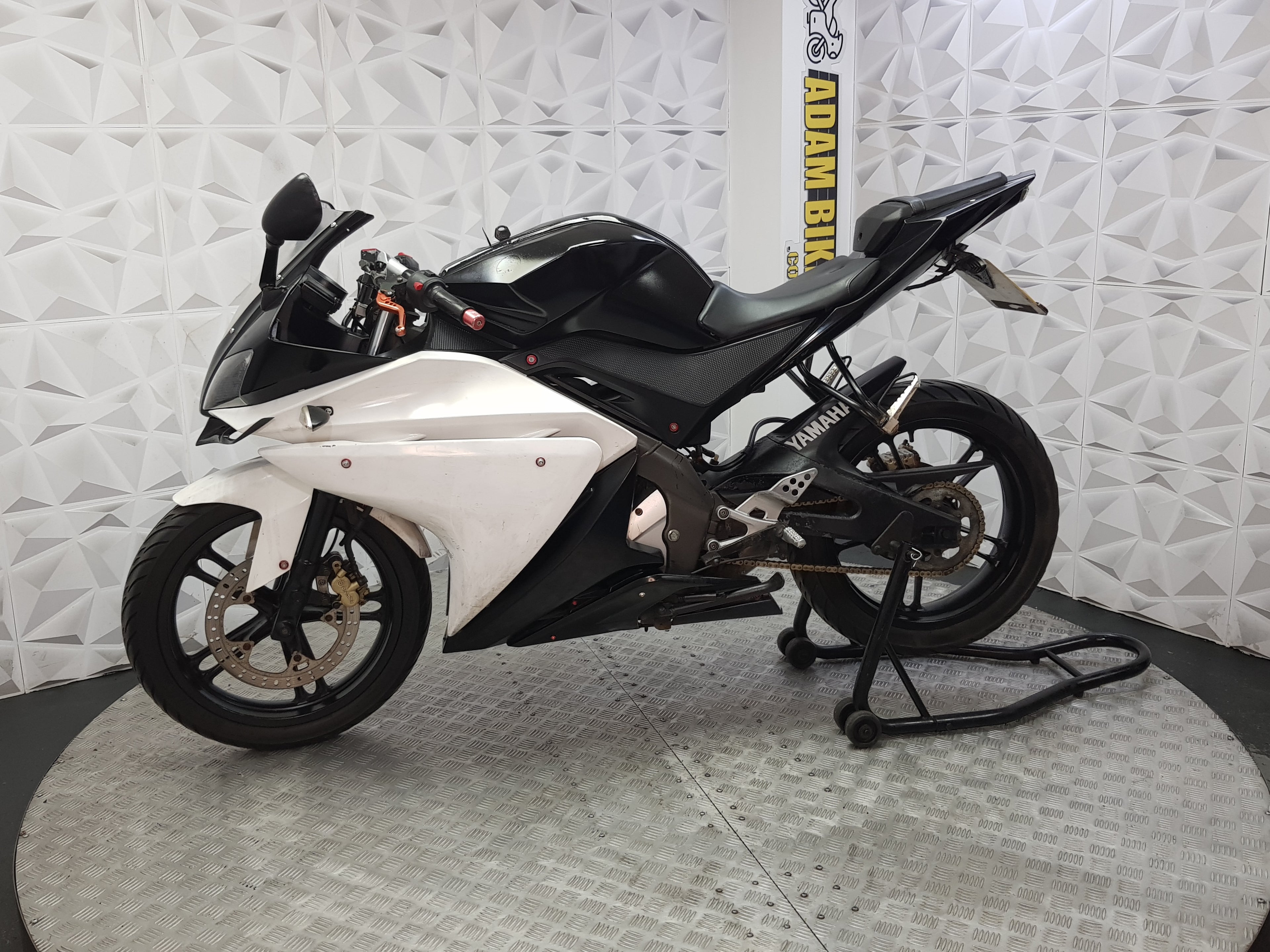 2012 Yamaha YZF-R125