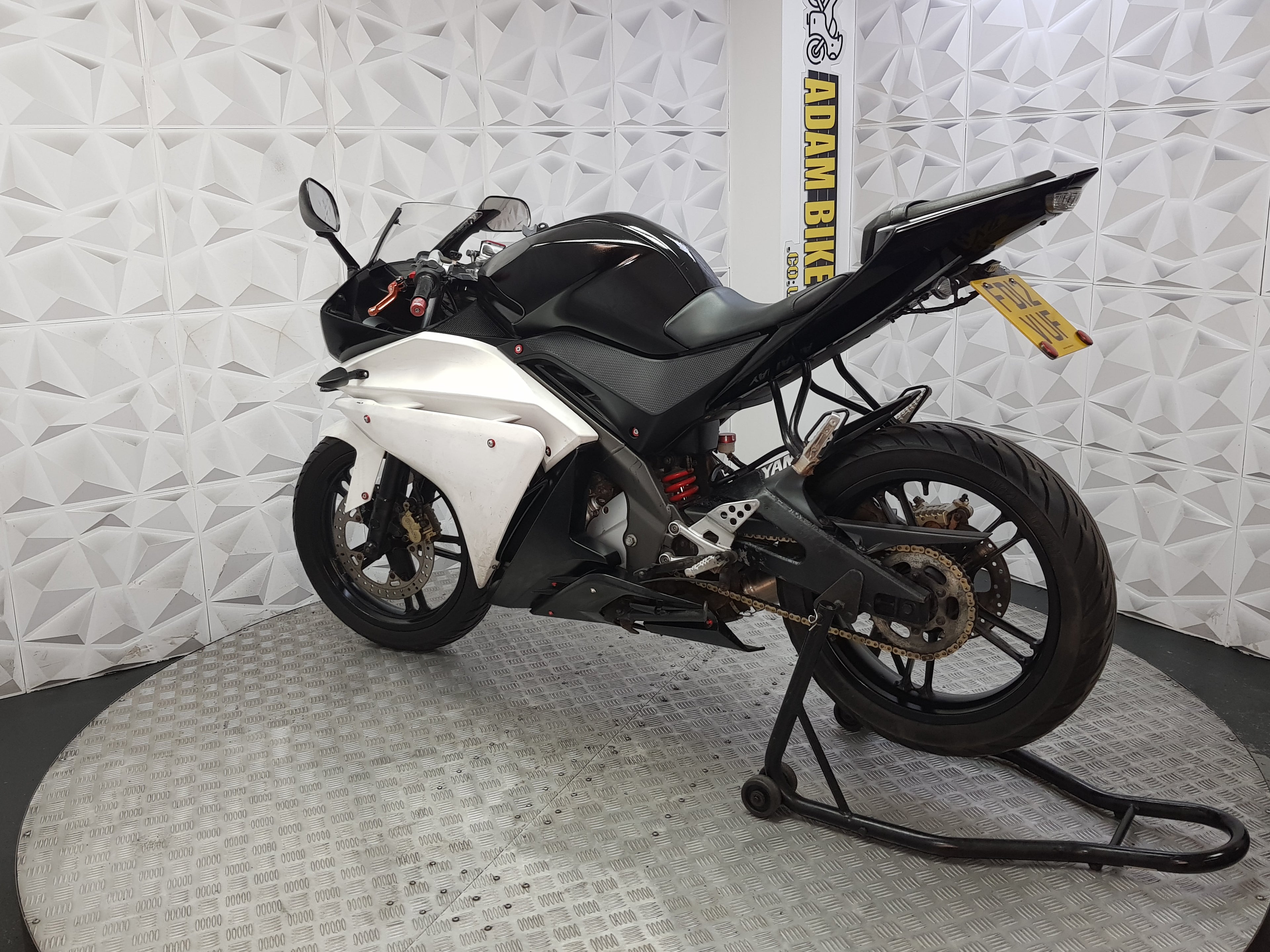 2012 Yamaha YZF-R125